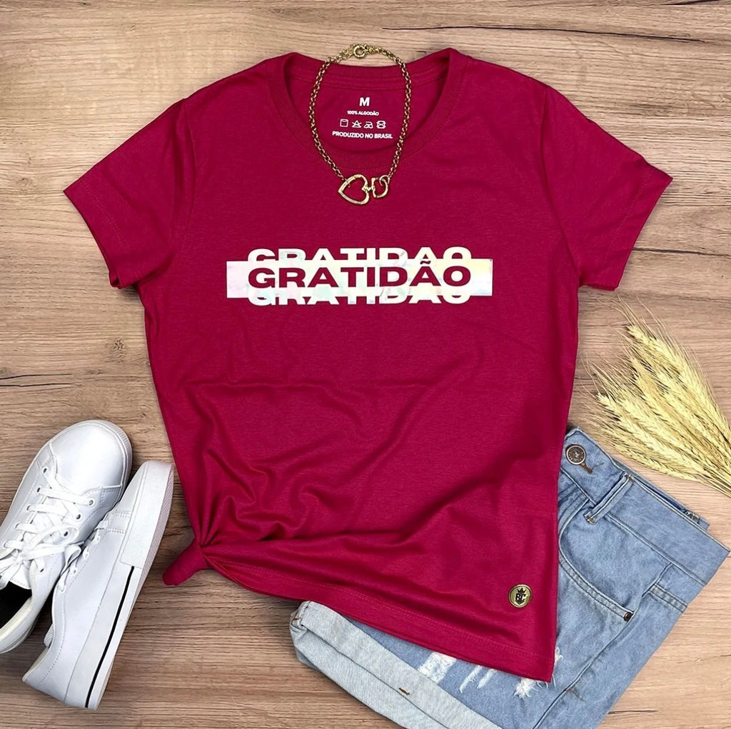 Camiseta feminina Rosa fúcsia “Gratidão”