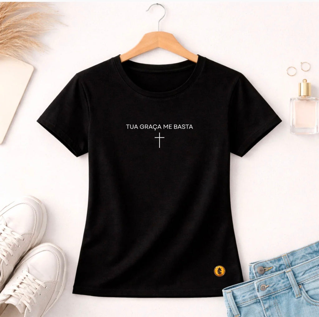 Camiseta Feminina “Tua Graça Me Basta”