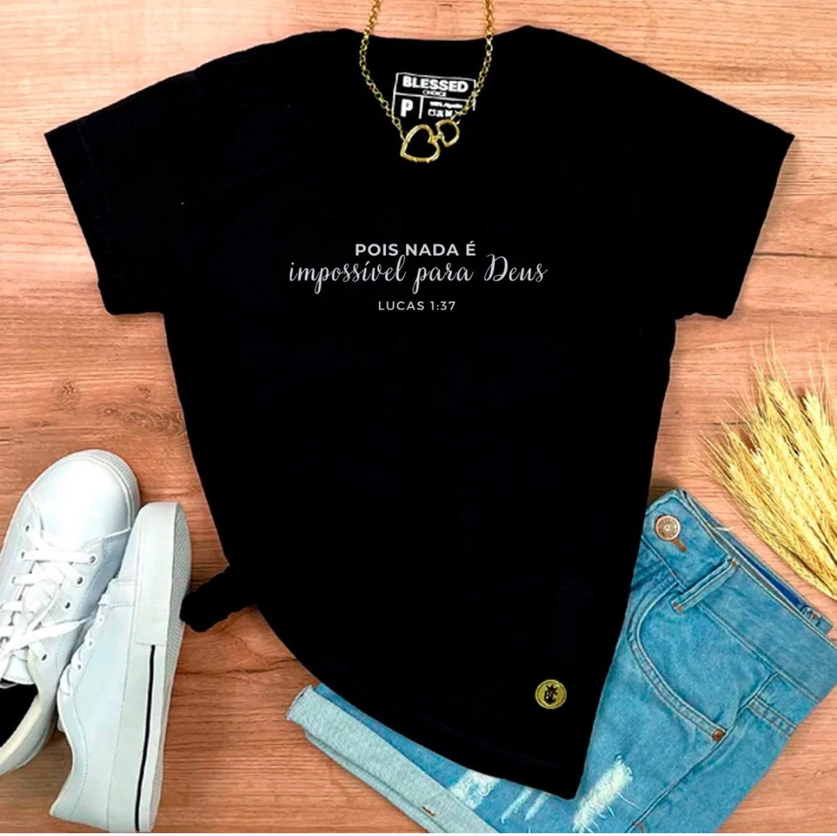 Camiseta Feminina “Pois nada é impossível para Deus”