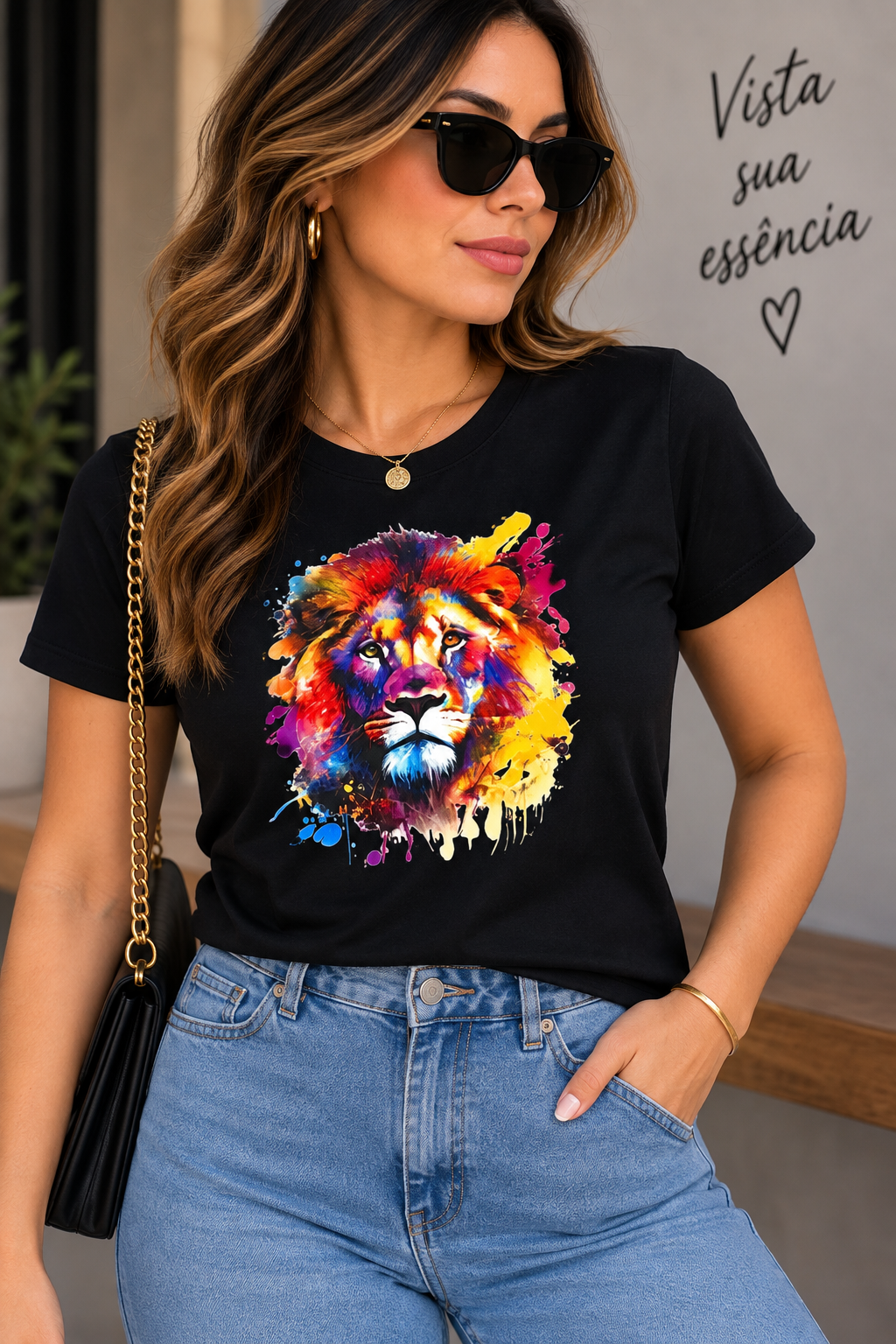 Camiseta Feminina “Leão colorido”